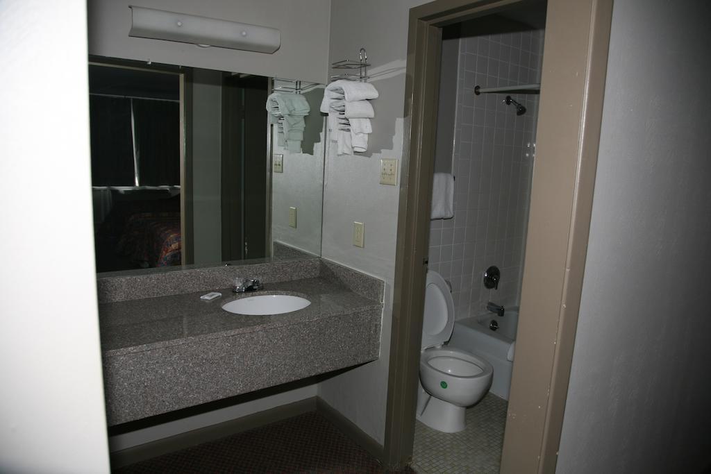 Mountain Inn Monteagle Zimmer foto
